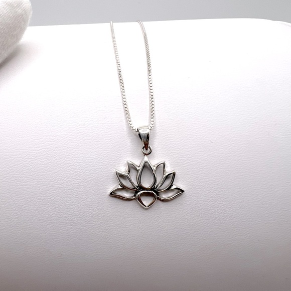 .925 Sterling Silver Lotus Flower Necklace - Picture 6 of 14